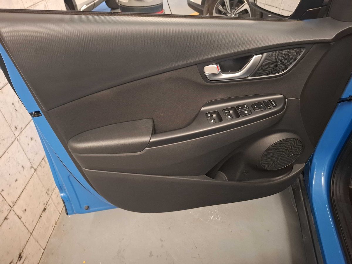 Hyundai Kona 2022 — photo 39