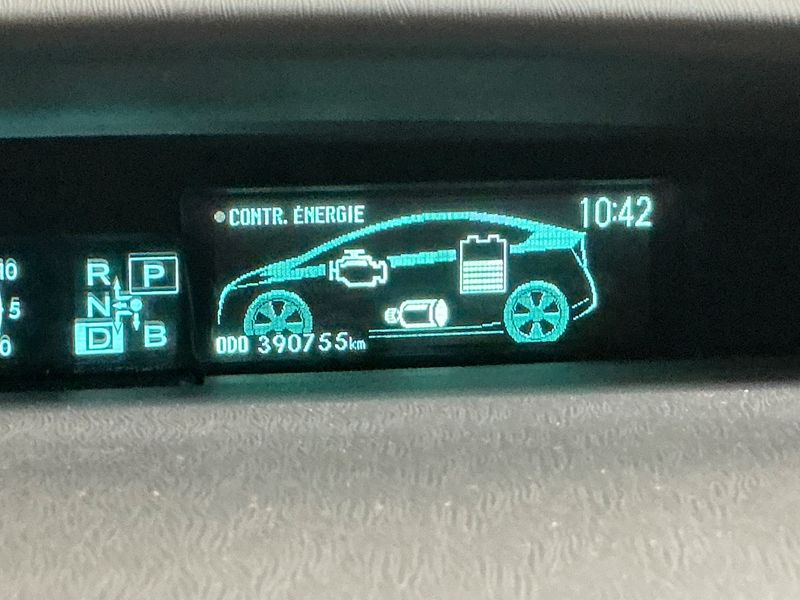 Toyota Prius 1.8 — zdjęcie 13
