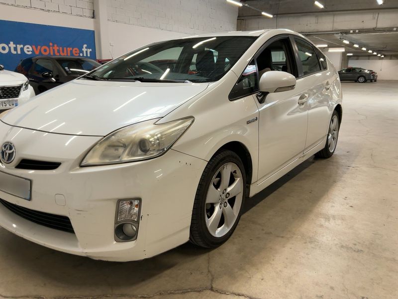 Toyota Prius 1.8 — zdjęcie 2