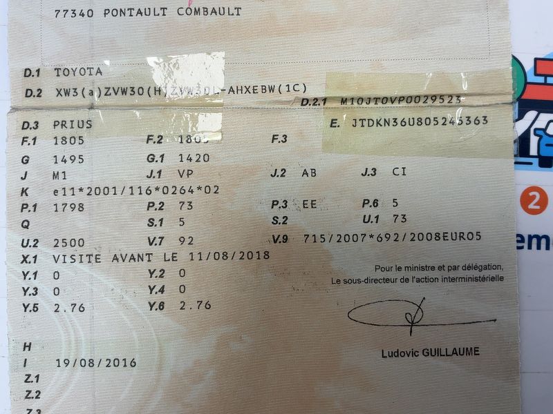 Toyota Prius 1.8 — zdjęcie 15
