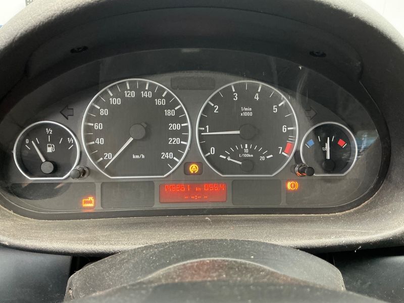 BMW 3er 318i Edition Lifestyle 2003 – снимка 4