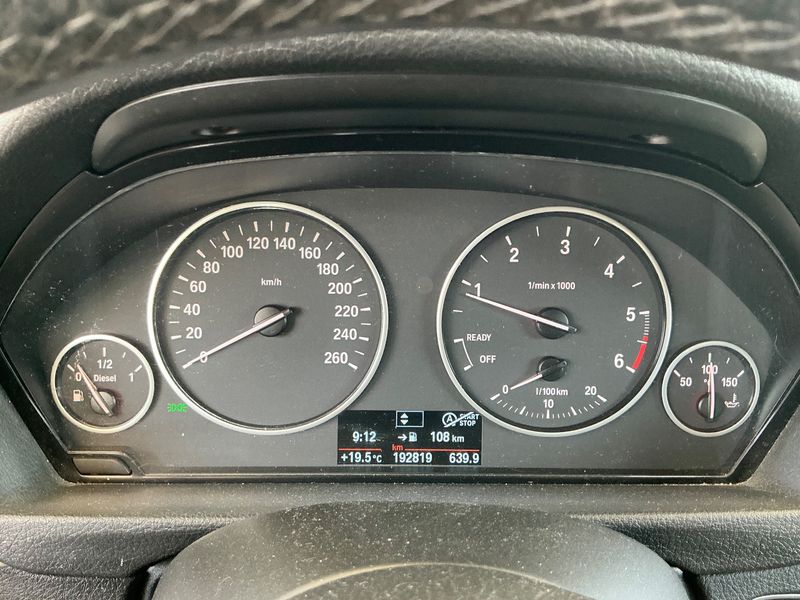 BMW 3er 318d — zdjęcie 13