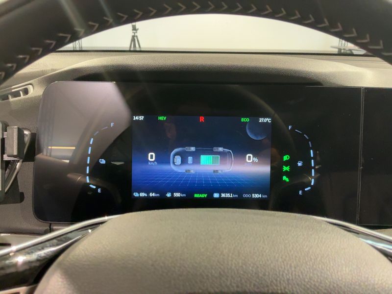 DFSK E5 1.5 Plug-in Hybrid Intelligent — zdjęcie 13