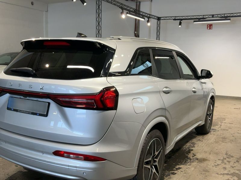 DFSK E5 1.5 Plug-in Hybrid Intelligent — zdjęcie 6