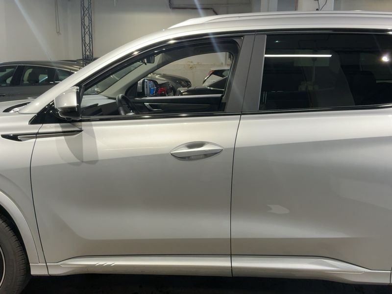 DFSK E5 1.5 Plug-in Hybrid Intelligent — zdjęcie 4