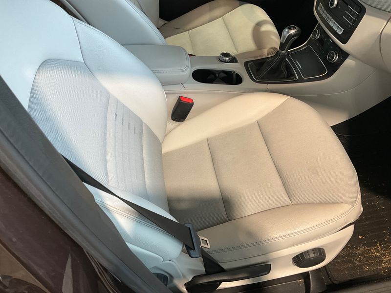 Mercedes-Benz B-Klasse B 180 Urban 2015 – снимка 36