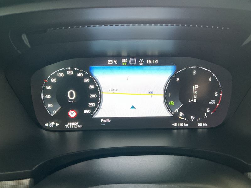 Volvo V90 2.0 D4 Inscription — zdjęcie 13