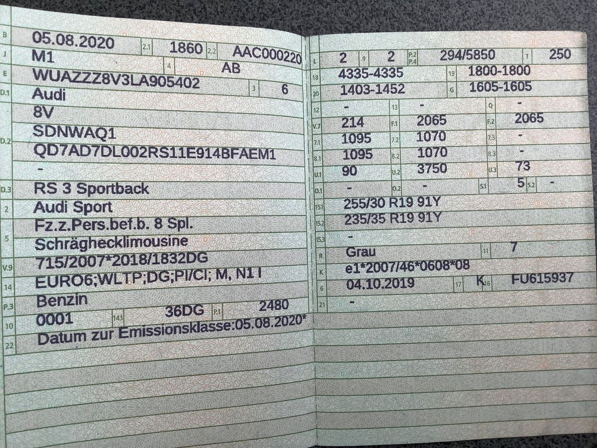 Audi RS 3 2.5 TFSI quattro