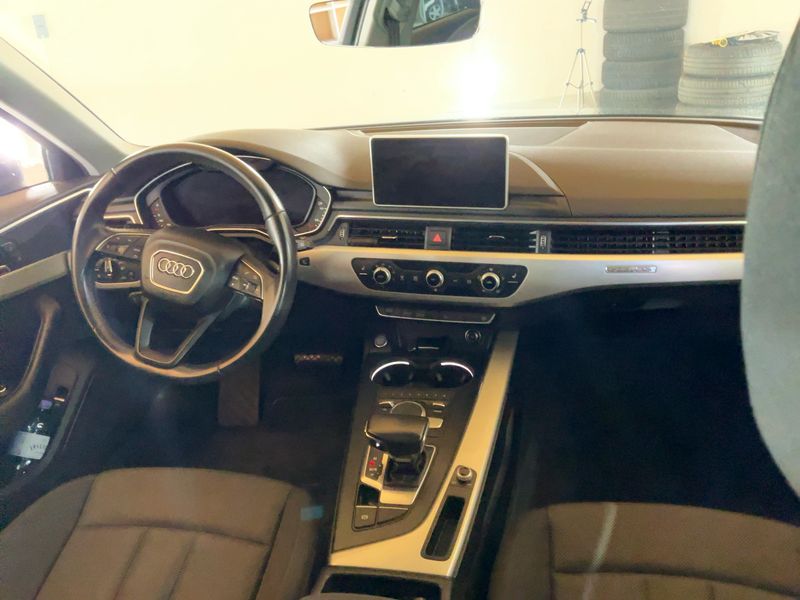 Audi A4 2.0 TDI quattro — zdjęcie 12