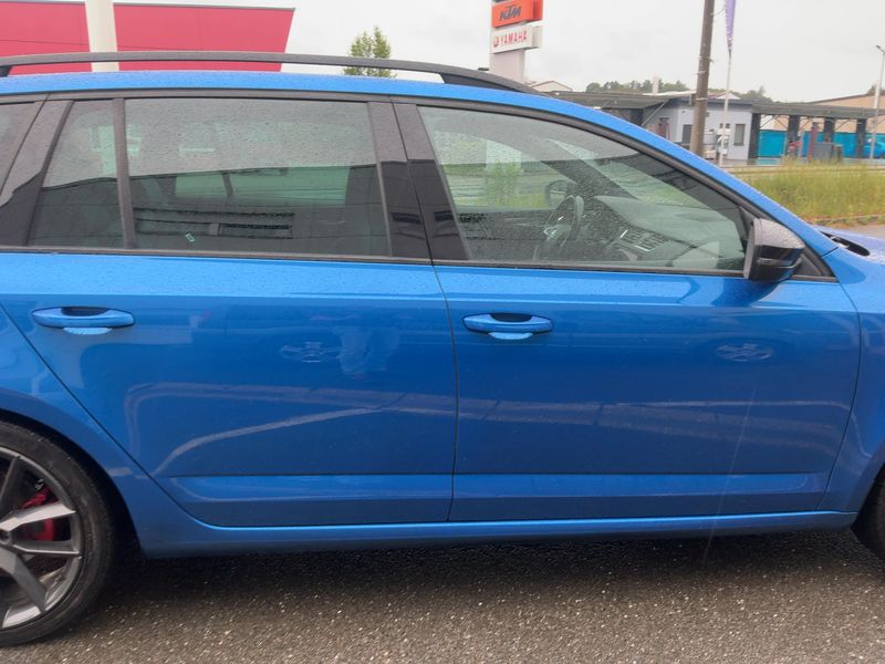 Skoda Octavia 2.0 TSI RS — zdjęcie 7
