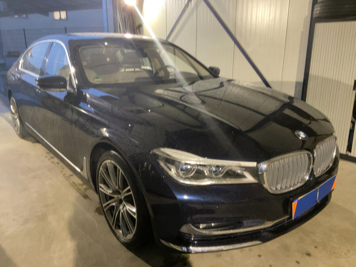 BMW 7er 2015 — photo 13