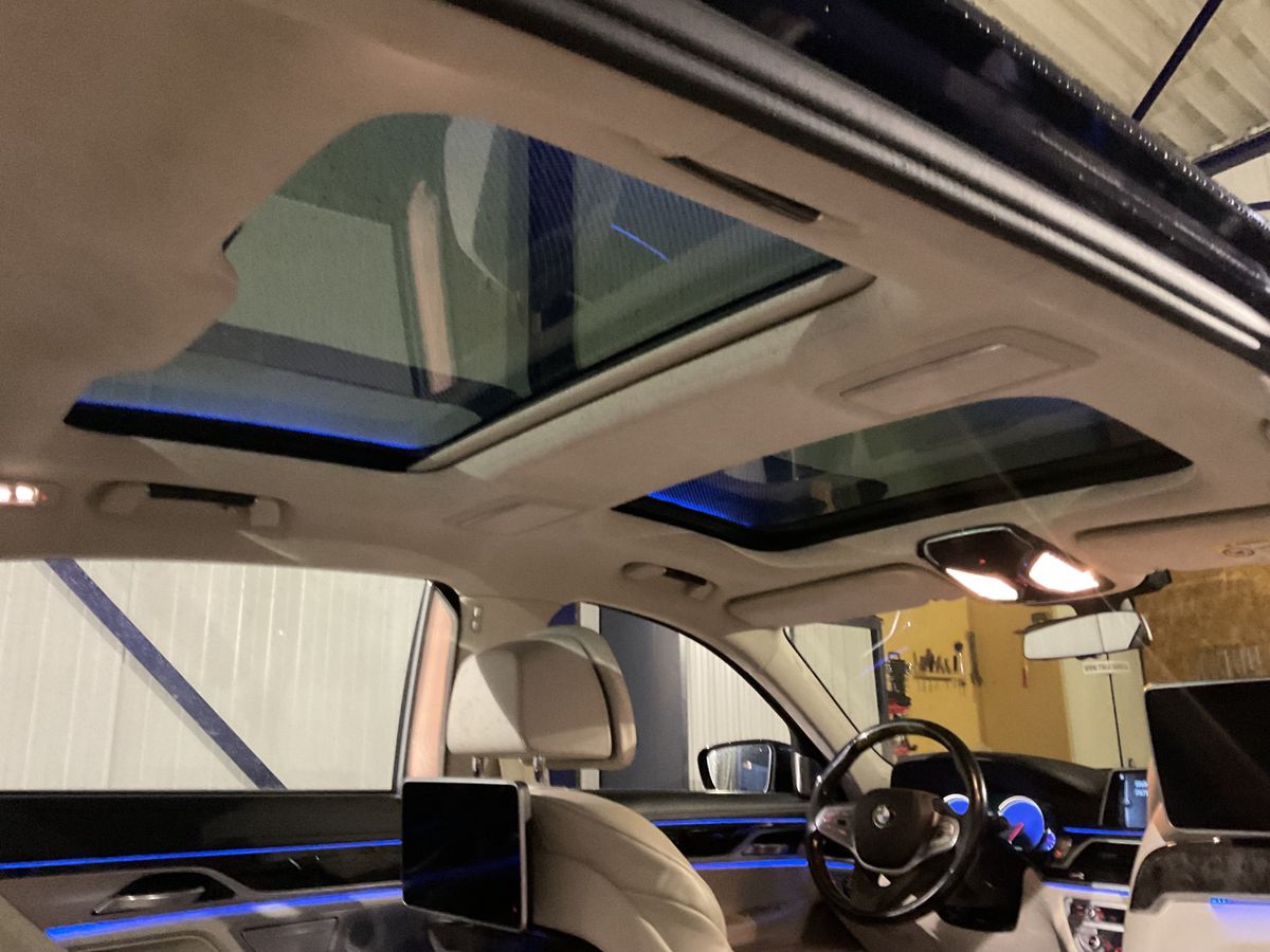 BMW 7er 2015 — photo 25