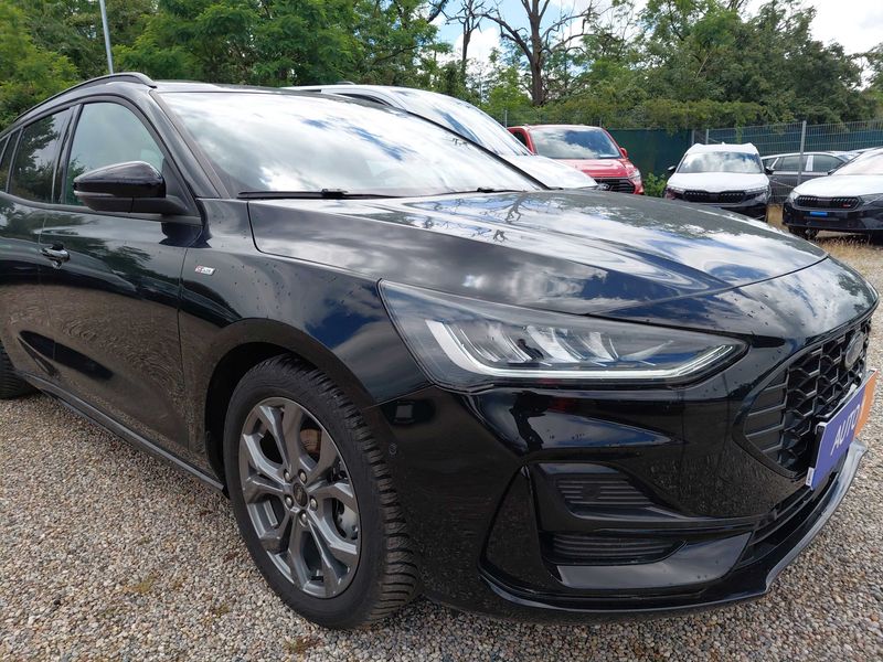 Ford Focus 1.0 EcoBoost Mild-Hybrid ST-Line X — zdjęcie 6