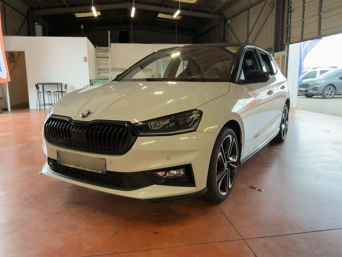 Skoda Fabia 2024 — photo 1