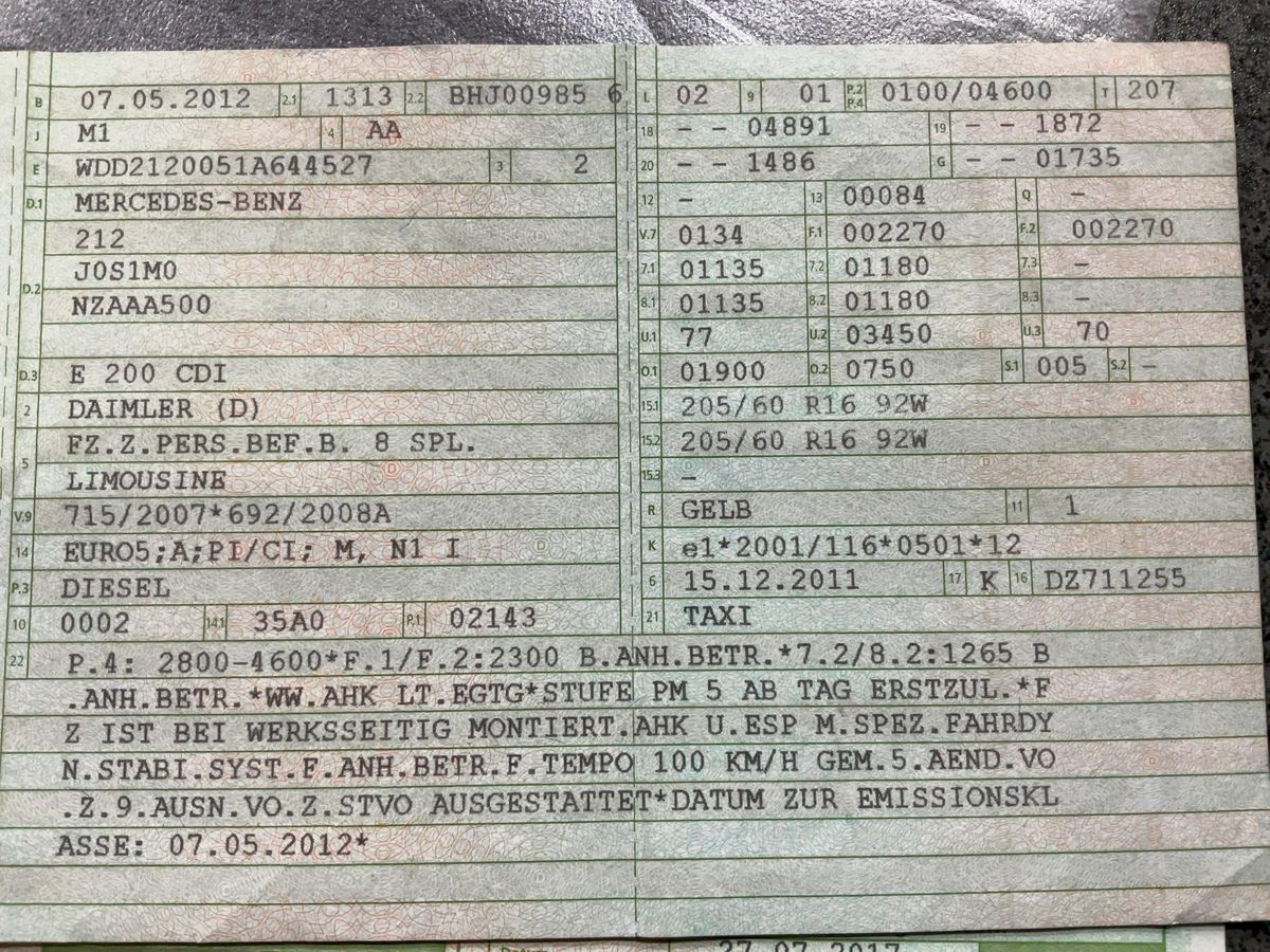 Mercedes-Benz E-Klasse E 200 CDI BlueEfficiency Standard