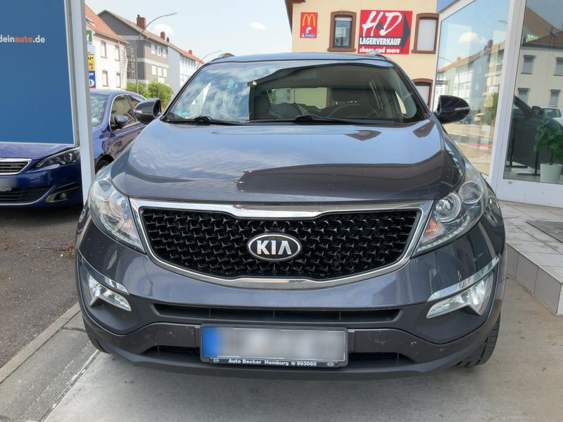 Kia Sportage 2.0 CRDi FIFA World Cup Edition 4WD 2015 – снимка 14
