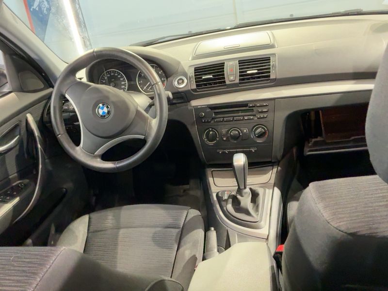 BMW 1er 118i 2009 – снимка 18