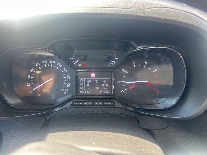 Citroen Berlingo 1.5 Blue-HDi Life Pack M — zdjęcie 16