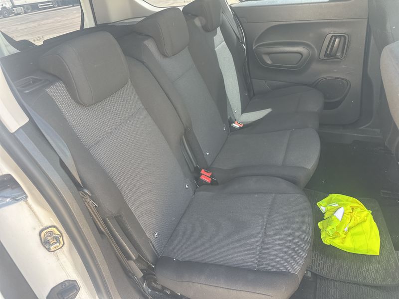 Citroen Berlingo 1.5 Blue-HDi Life Pack M — zdjęcie 13
