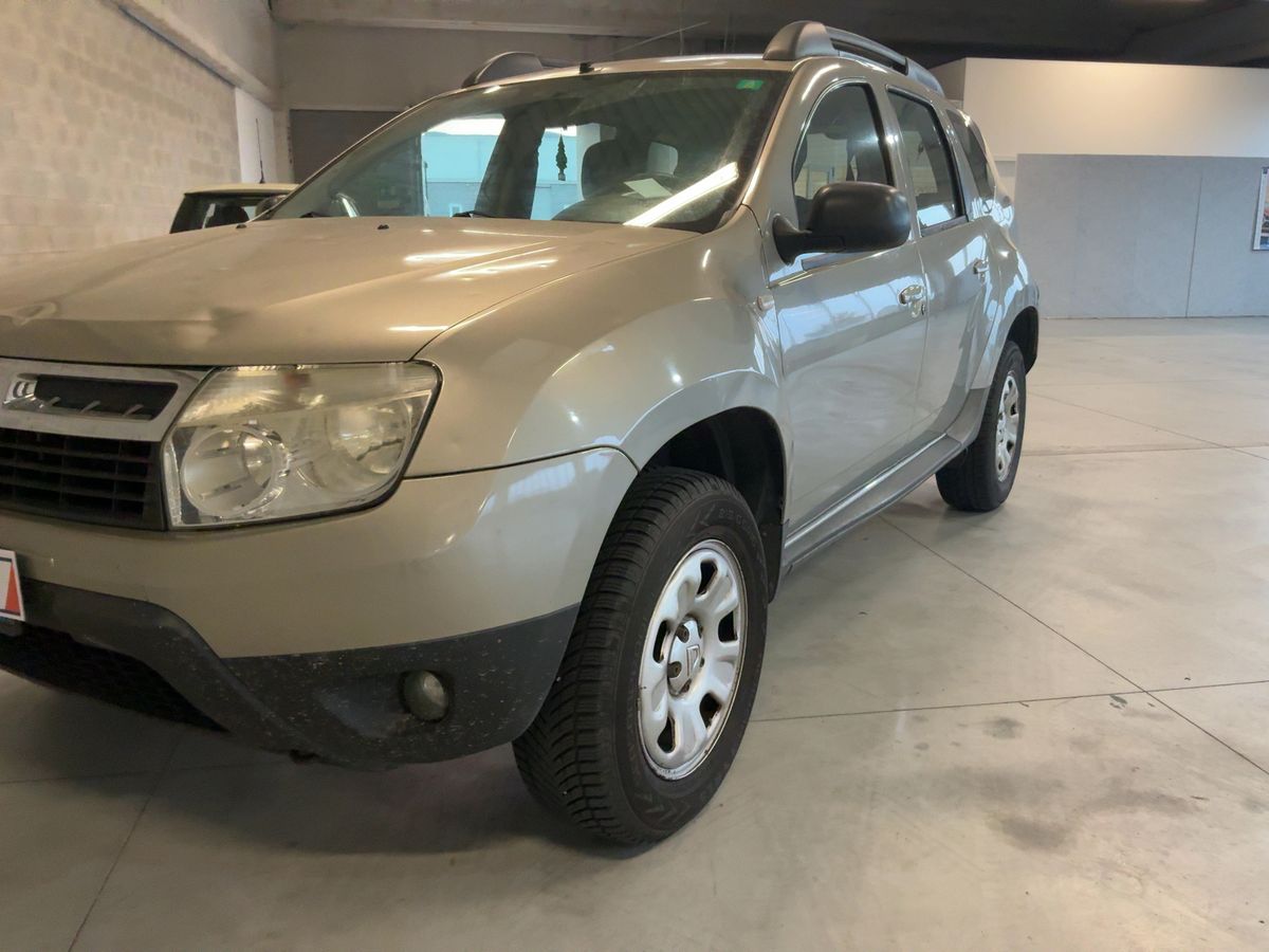 Dacia Duster 1.6 Laureate 4x2