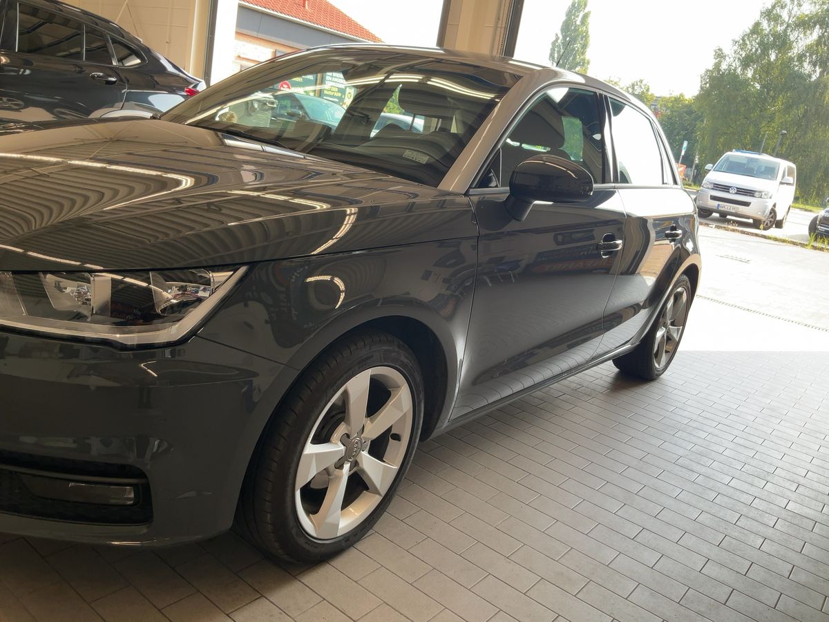 Audi A1 1.0 TFSI Sport