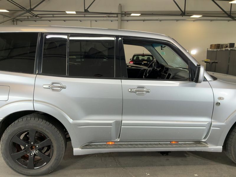 Mitsubishi Pajero 3.2 DI-D Dakar — zdjęcie 7