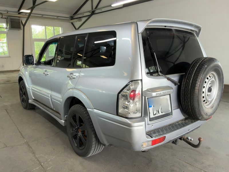Mitsubishi Pajero 3.2 DI-D Dakar — zdjęcie 3