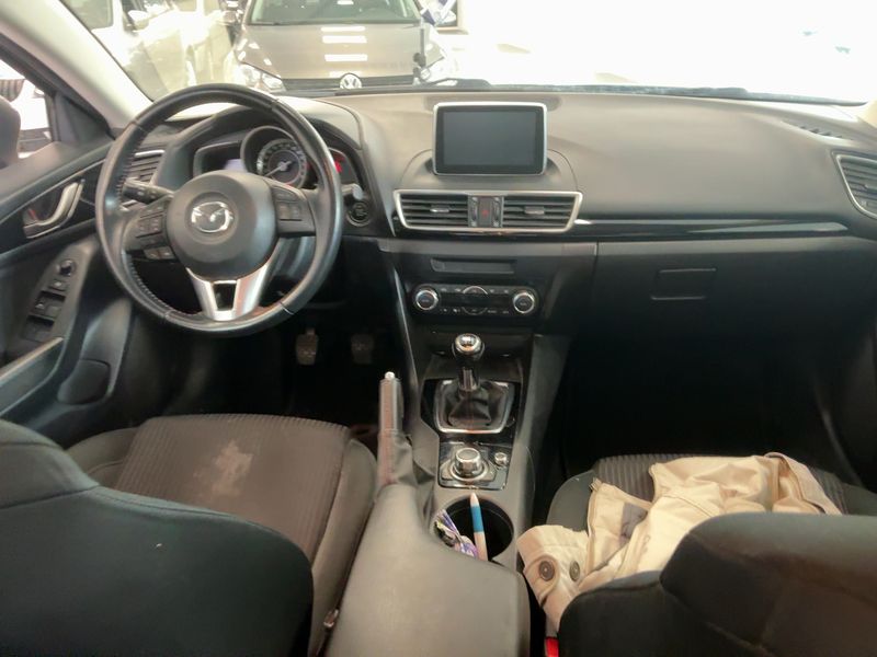 Mazda 3 1.5 Prime-Line — zdjęcie 12