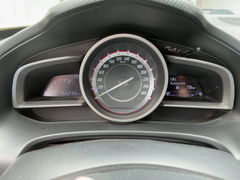 Mazda 3 1.5 Prime-Line — zdjęcie 13