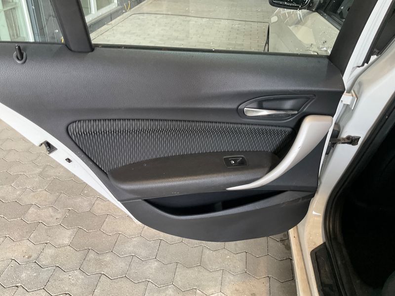 BMW 1er 116i 2014 – снимка 26