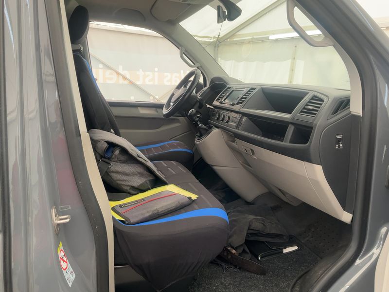 Volkswagen T6 Transporter 2.0 TDI Kasten lang — zdjęcie 11