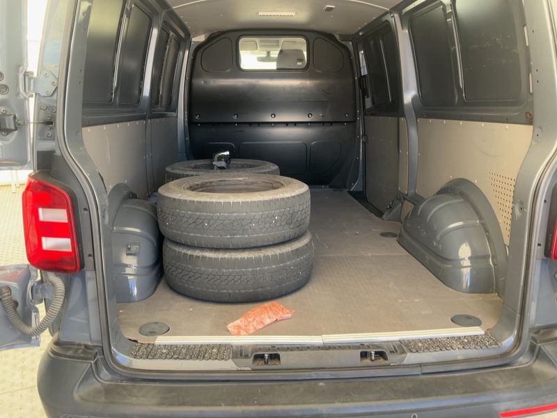 Volkswagen T6 Transporter 2.0 TDI Kasten lang — zdjęcie 10