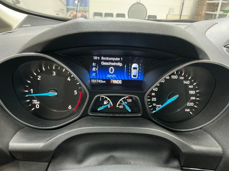 Ford Grand C-Max 2.0 TDCi Titanium — zdjęcie 13