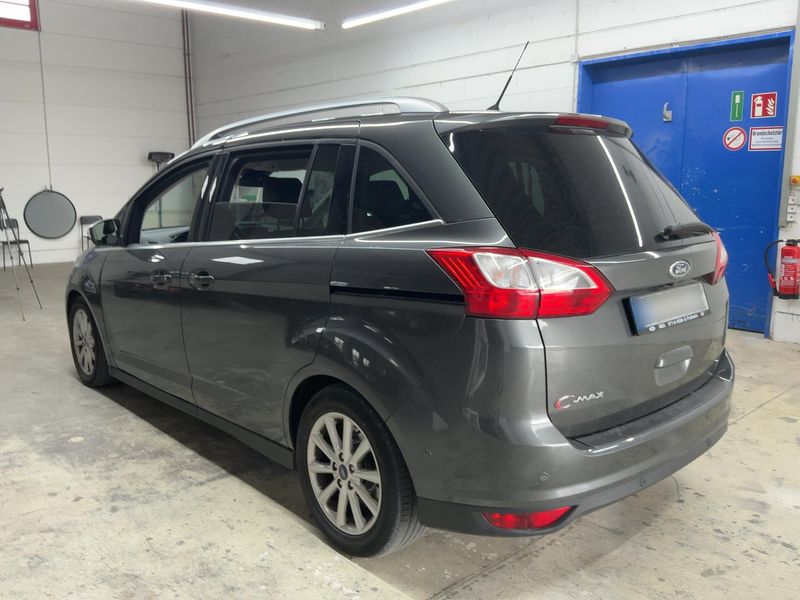 Ford Grand C-Max 2.0 TDCi Titanium — zdjęcie 3