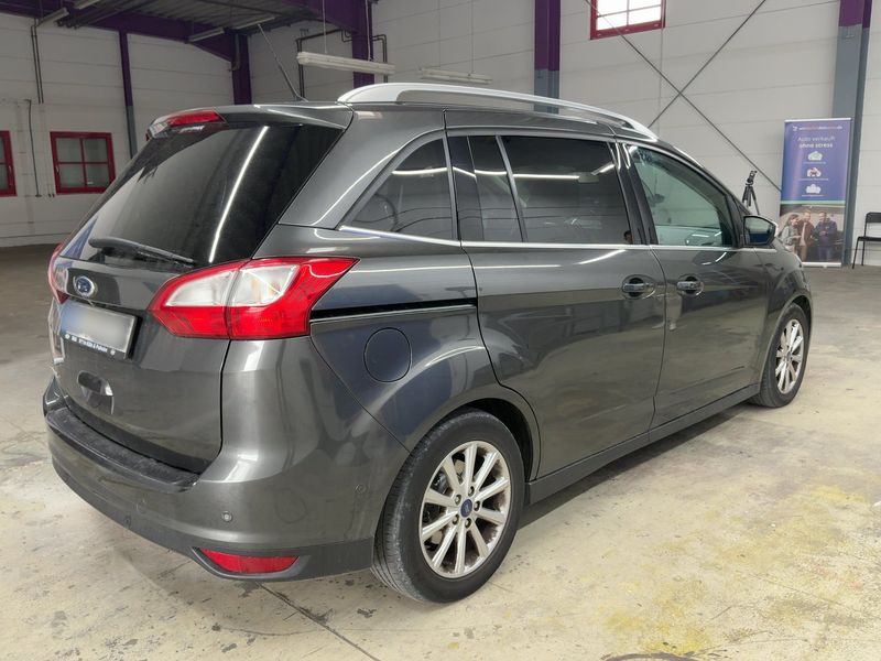 Ford Grand C-Max 2.0 TDCi Titanium — zdjęcie 6
