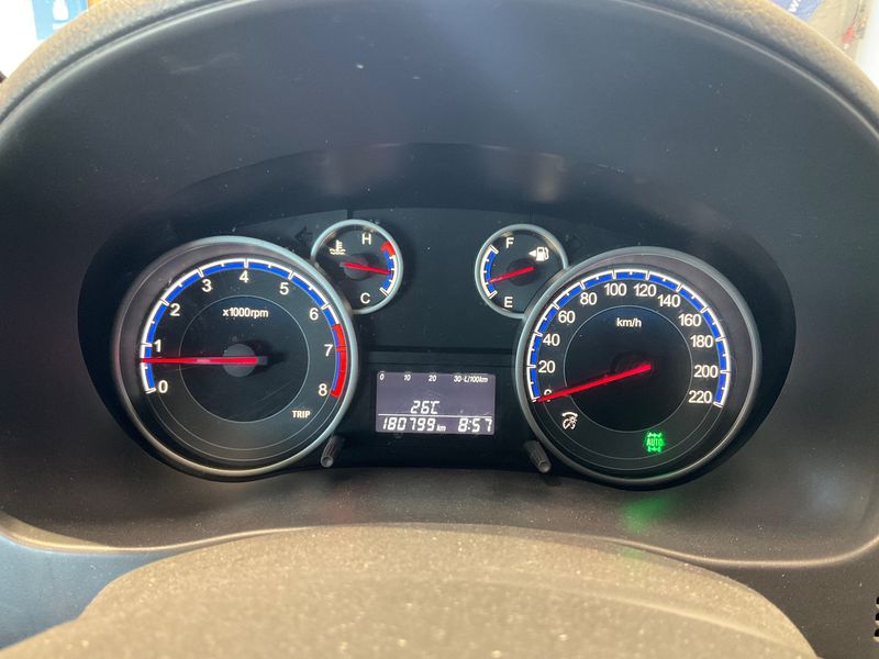 Suzuki SX4 1.6 Limited 4x4 — zdjęcie 13