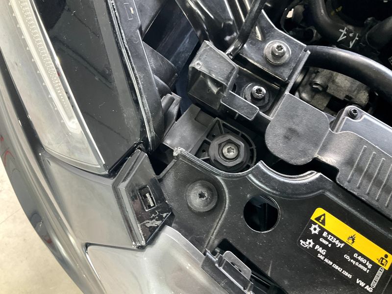 Cupra Ateca 2.0 TSI 4Drive 2025 – снимка 45