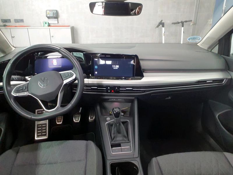 Volkswagen Golf VIII 1.0 TSI Move — zdjęcie 20