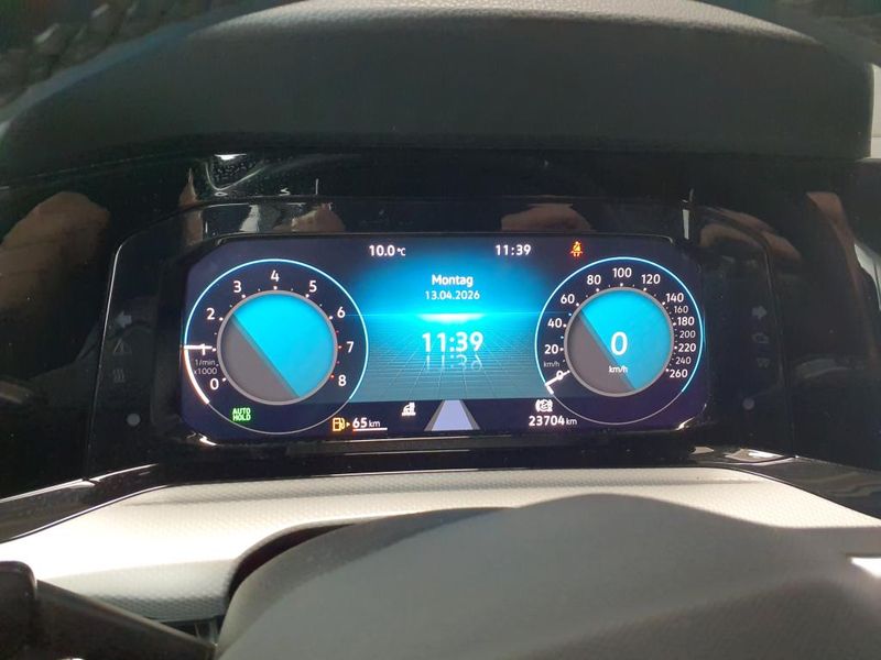 Volkswagen Golf VIII 1.0 TSI Move — zdjęcie 16