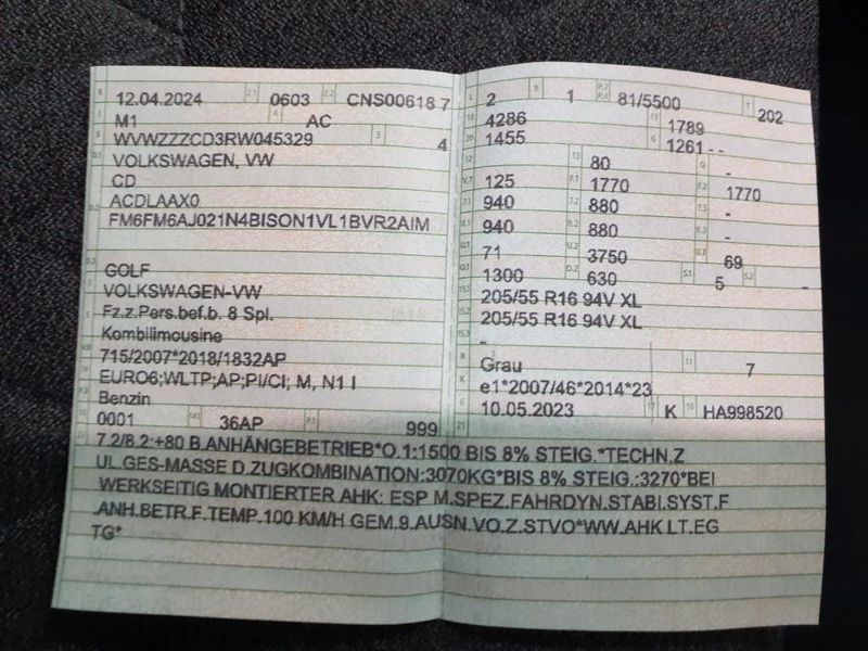 Volkswagen Golf VIII 1.0 TSI Move — zdjęcie 19