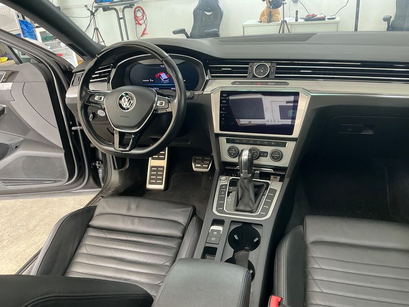 Volkswagen Passat Alltrack 2.0 TDI 4Motion BlueMotion Tech — zdjęcie 12