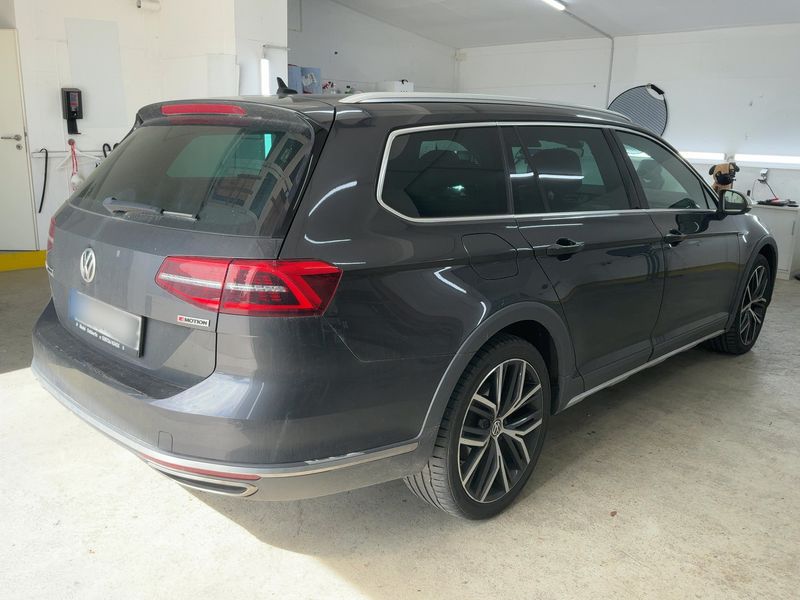 Volkswagen Passat Alltrack 2.0 TDI 4Motion BlueMotion Tech — zdjęcie 6