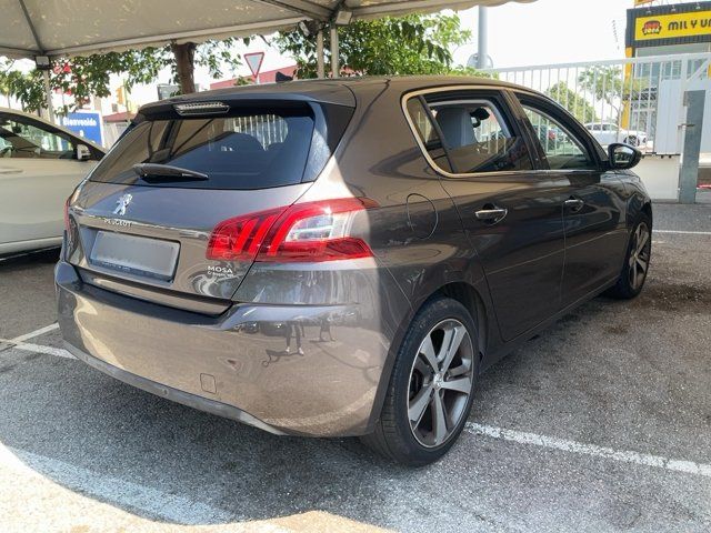 Peugeot 308 1.6 e-HDi Allure 2014 – снимка 8