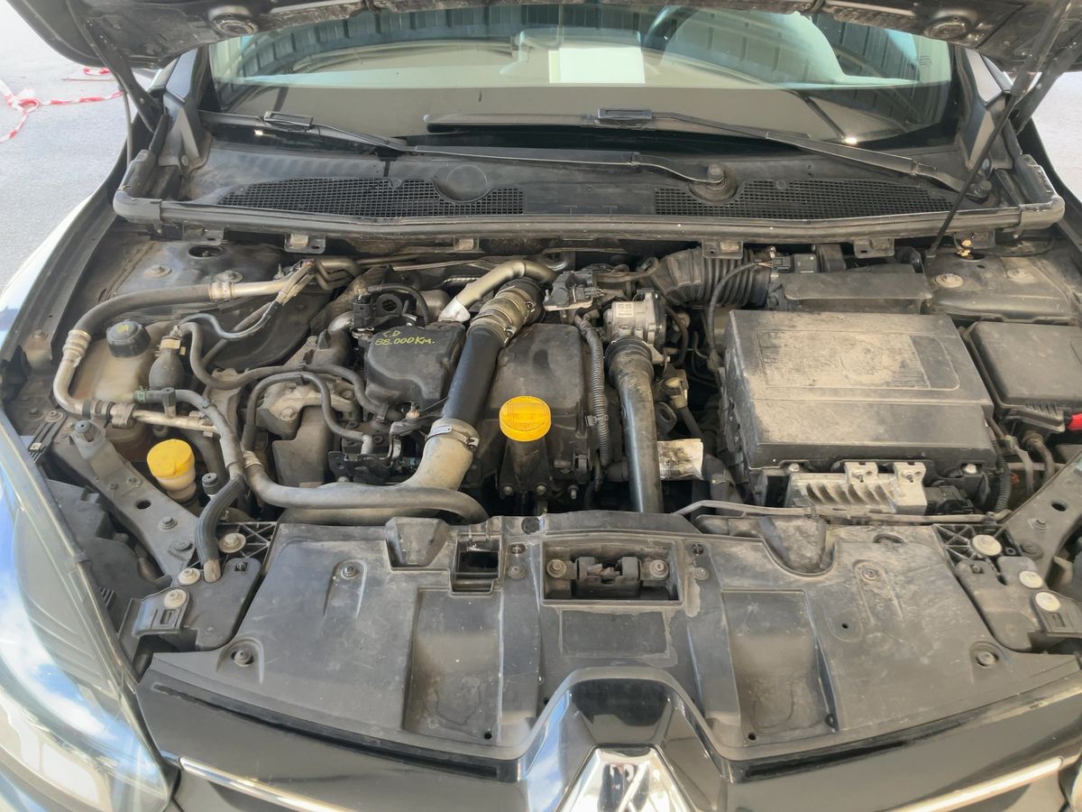 Renault Megane 2015 — photo 22