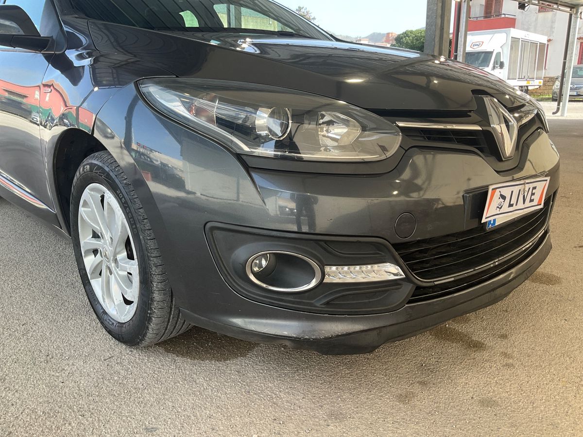 Renault Megane 2015 — photo 54