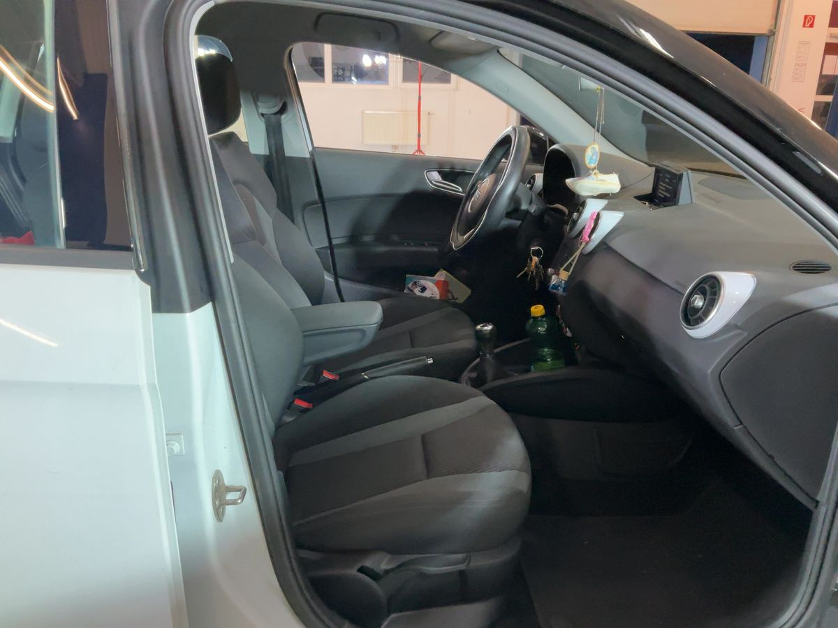 Audi A1 2017 — photo 17