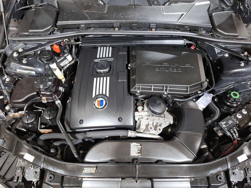 Alpina B3 3.0 BiTurbo GT3 — zdjęcie 8