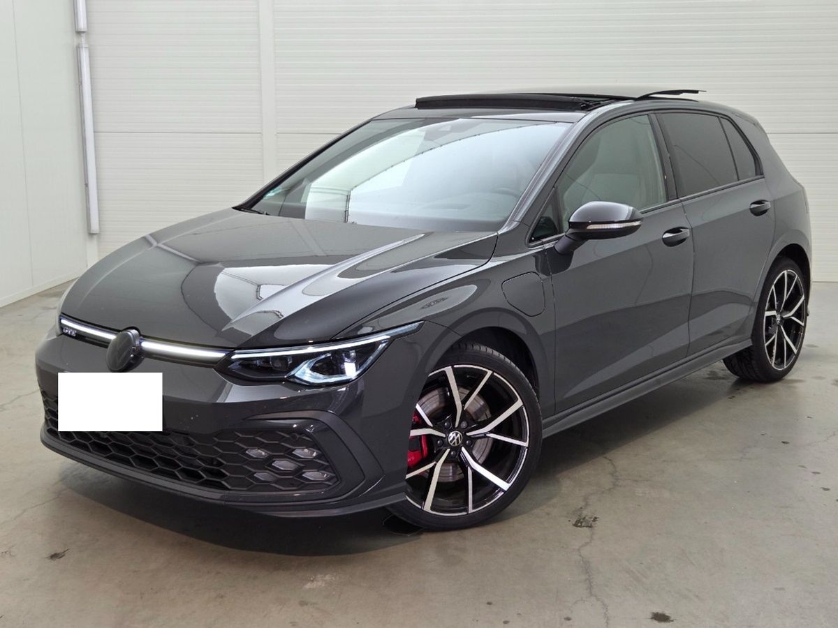 Volkswagen Golf 2021