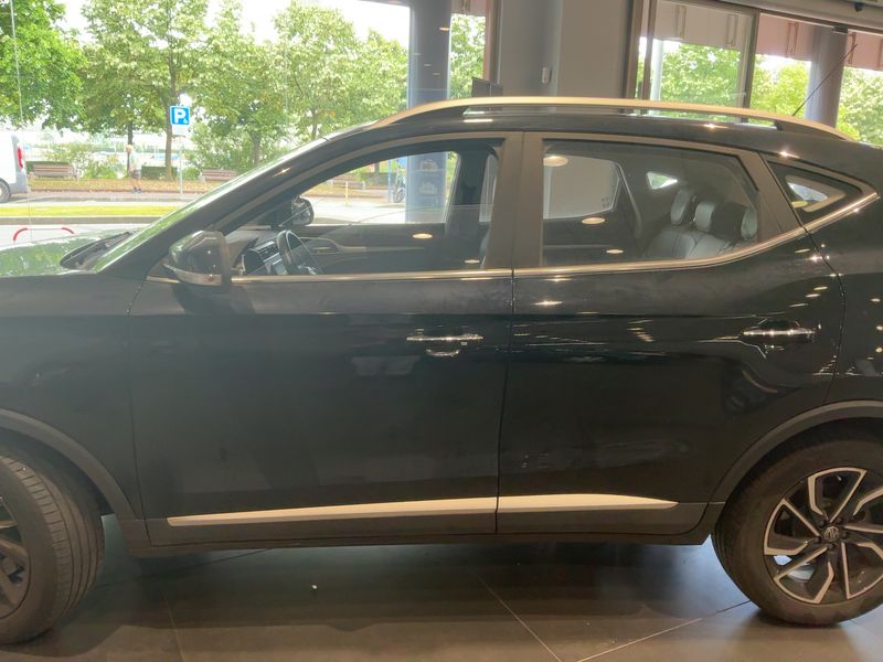 MG ZS 1.0 T-GDI Luxury — zdjęcie 4