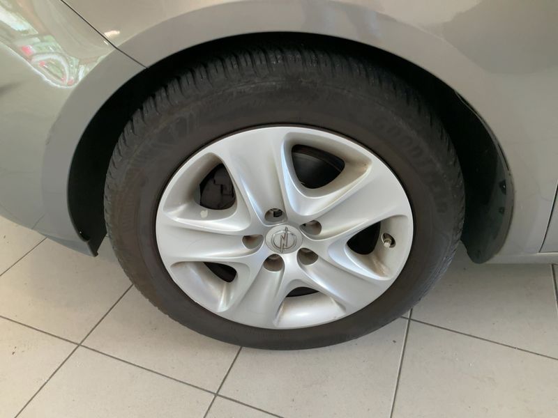 Opel Meriva 1.4 Design Edition 2011 – снимка 3